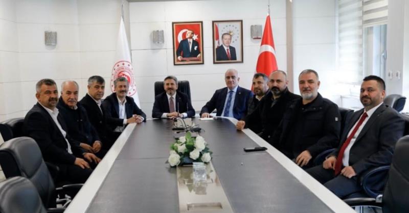 Derneğimizden Çalışma ve Sosyal Güvenlik Bakan Yardımcısı Sn.Ahmet Aydın a Ziyaret